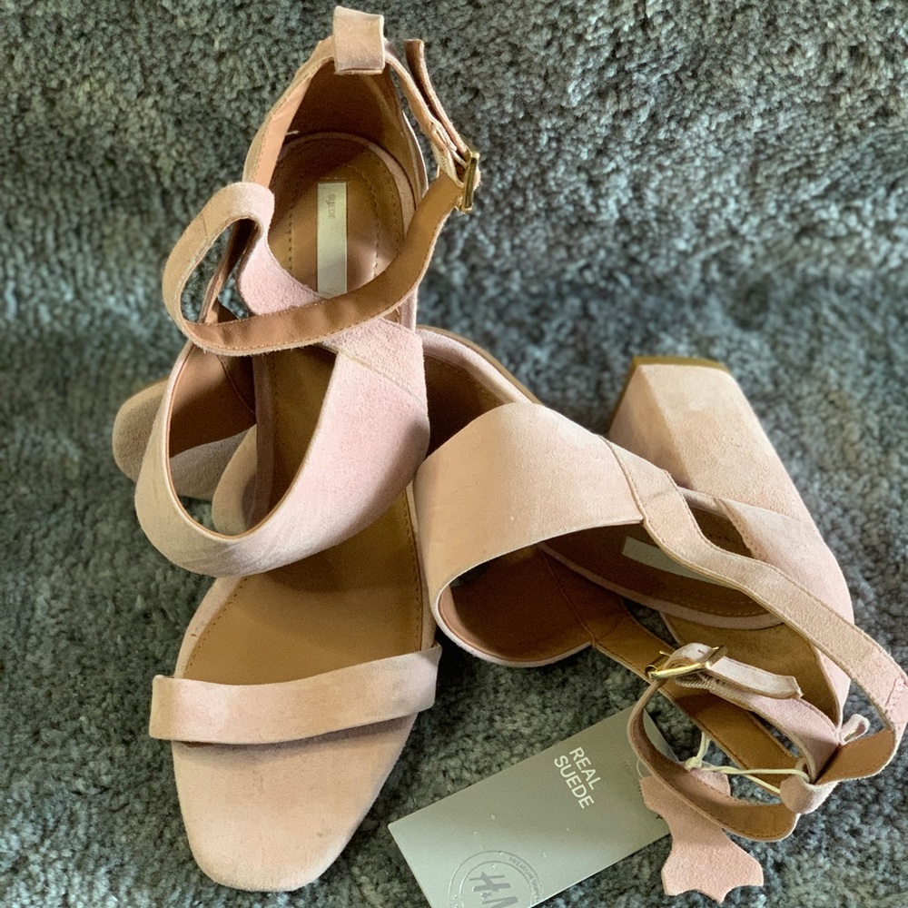 Women’s suede sandals